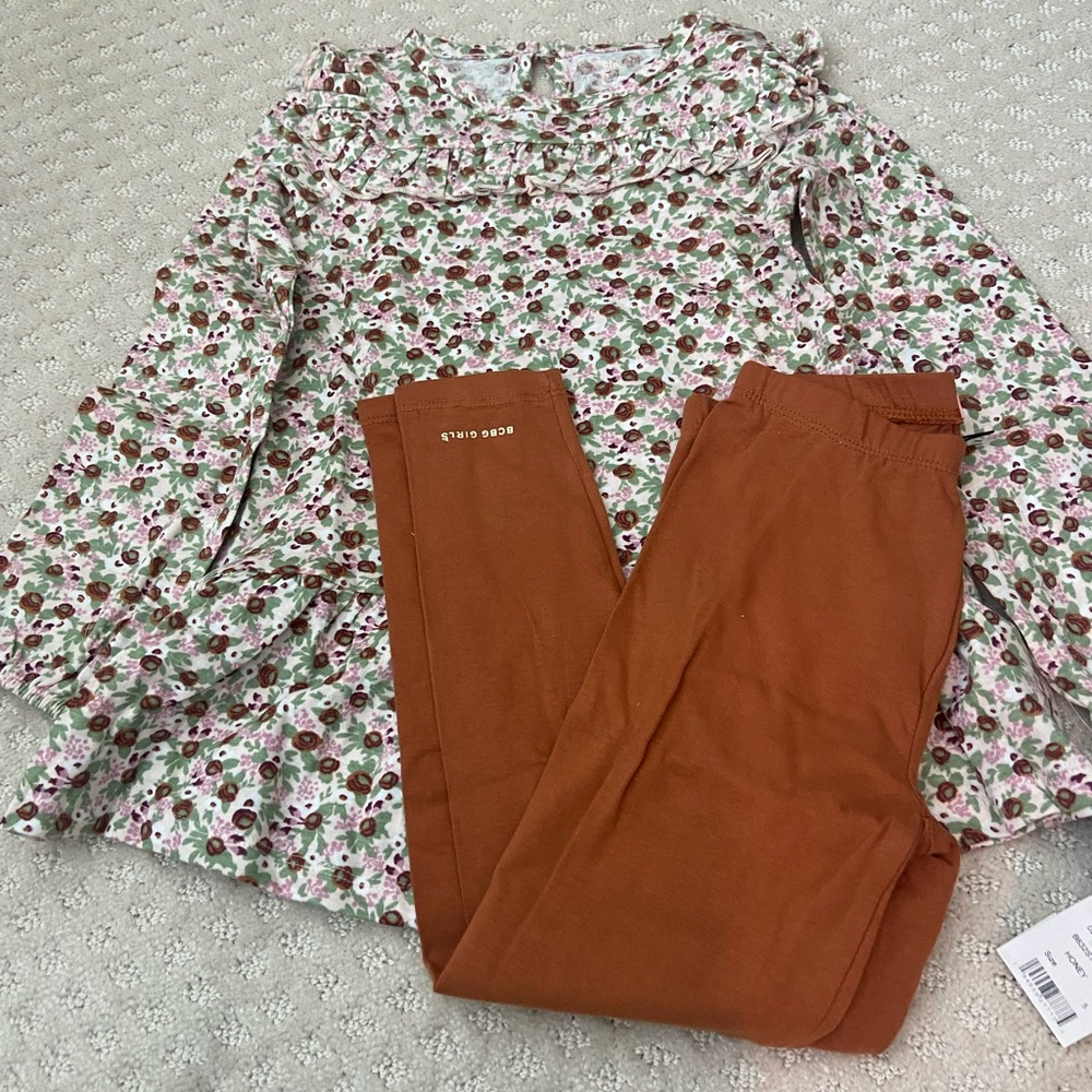 BCBG Girls 2-piece outfit - NWT - size 5